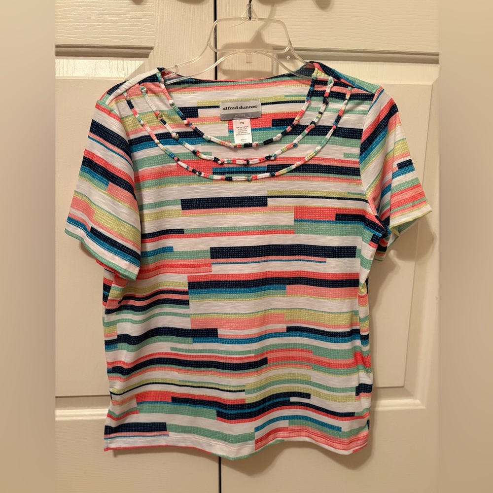 Alfred Dunner Women's Colorful Striped Short Sleeve Top small petite beachy
